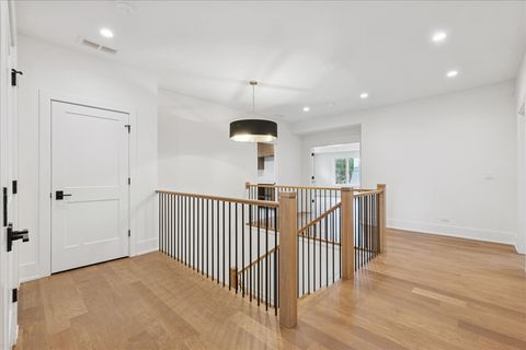 Tiny photo for 153 S Kenmore Avenue, Elmhurst, IL 60126 (MLS # 12470714)