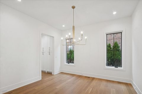 Tiny photo for 153 S Kenmore Avenue, Elmhurst, IL 60126 (MLS # 12470714)