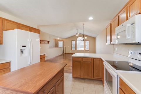 Tiny photo for 1407 Windham Hill Road #1407, Bloomington, IL 61704 (MLS # 12570897)