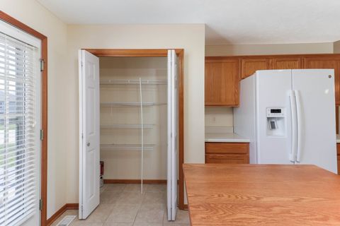 Tiny photo for 1407 Windham Hill Road #1407, Bloomington, IL 61704 (MLS # 12570897)