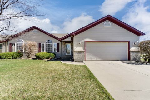 Photo of 1407 Windham Hill Road #1407, Bloomington, IL 61704 (MLS # 12570897)