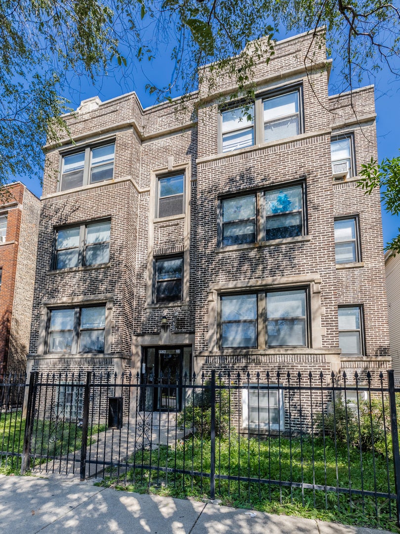 4934-36 W Jackson Boulevard