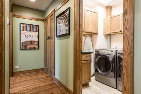 Tiny photo for 806 N Grove Avenue, Oak Park, IL 60302 (MLS # 12505366)