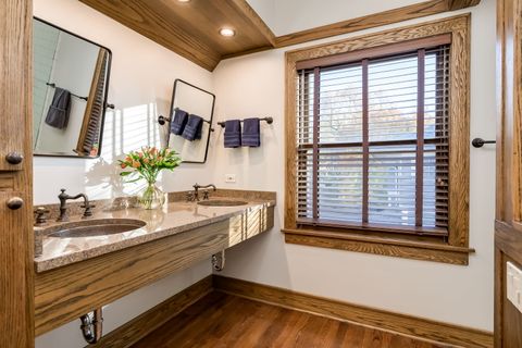 Tiny photo for 806 N Grove Avenue, Oak Park, IL 60302 (MLS # 12505366)