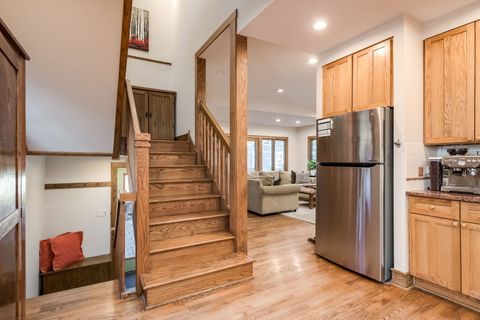 Tiny photo for 806 N Grove Avenue, Oak Park, IL 60302 (MLS # 12505366)