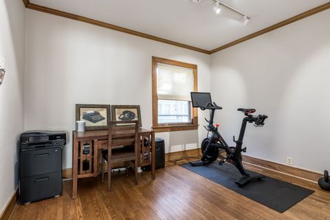 Tiny photo for 806 N Grove Avenue, Oak Park, IL 60302 (MLS # 12505366)