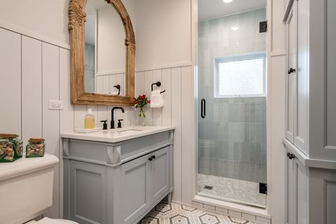 Tiny photo for 806 N Grove Avenue, Oak Park, IL 60302 (MLS # 12505366)