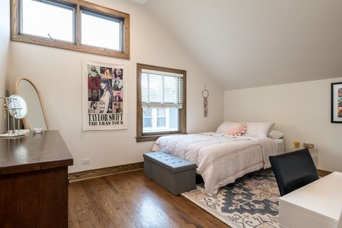 Tiny photo for 806 N Grove Avenue, Oak Park, IL 60302 (MLS # 12505366)