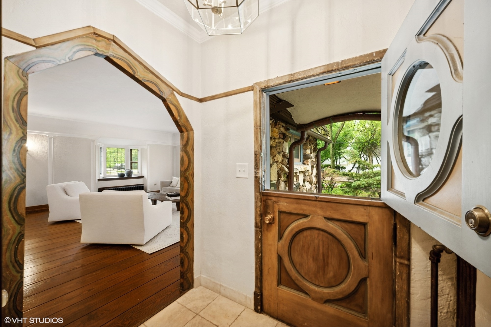 1487 Tower Road
