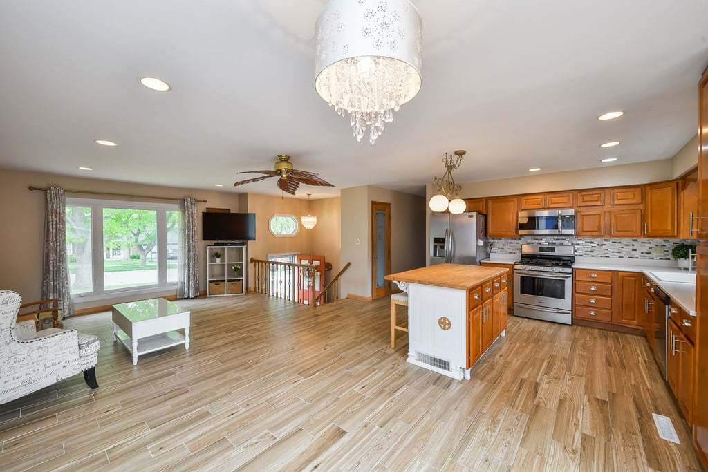 110 Oakwood Lane