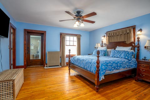 Tiny photo for 1008 Mississippi Avenue, Davenport, IA 52803 (MLS # 12736318)