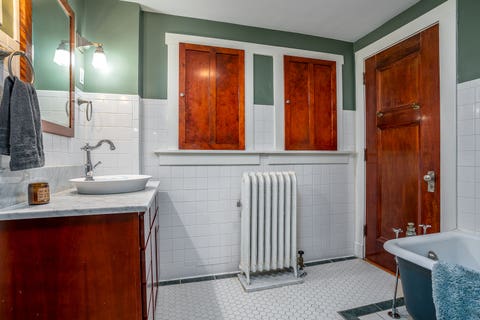 Tiny photo for 1008 Mississippi Avenue, Davenport, IA 52803 (MLS # 12736318)