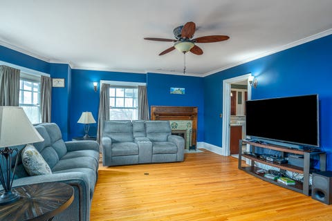 Tiny photo for 1008 Mississippi Avenue, Davenport, IA 52803 (MLS # 12736318)