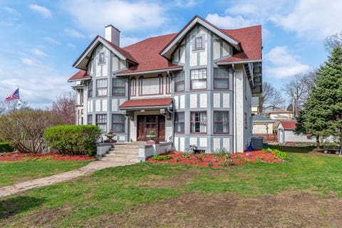 Tiny photo for 1008 Mississippi Avenue, Davenport, IA 52803 (MLS # 12736318)