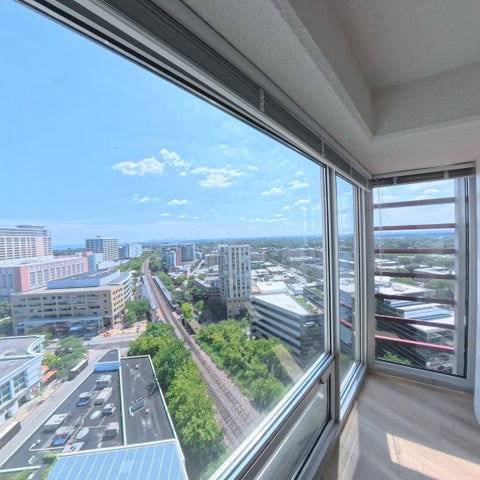 Tiny photo for 1720 Maple Avenue #2170, Evanston, IL 60201 (MLS # 12698720)