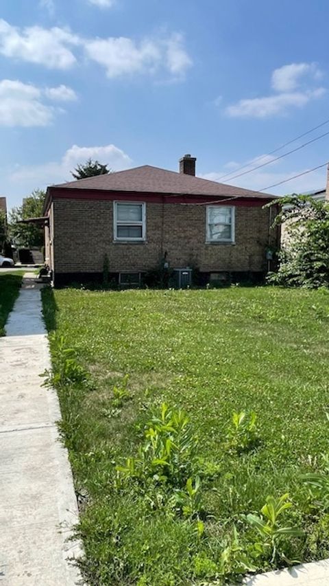 Tiny photo for 1345 S Cuyler Avenue, Berwyn, IL 60402 (MLS # 12428902)