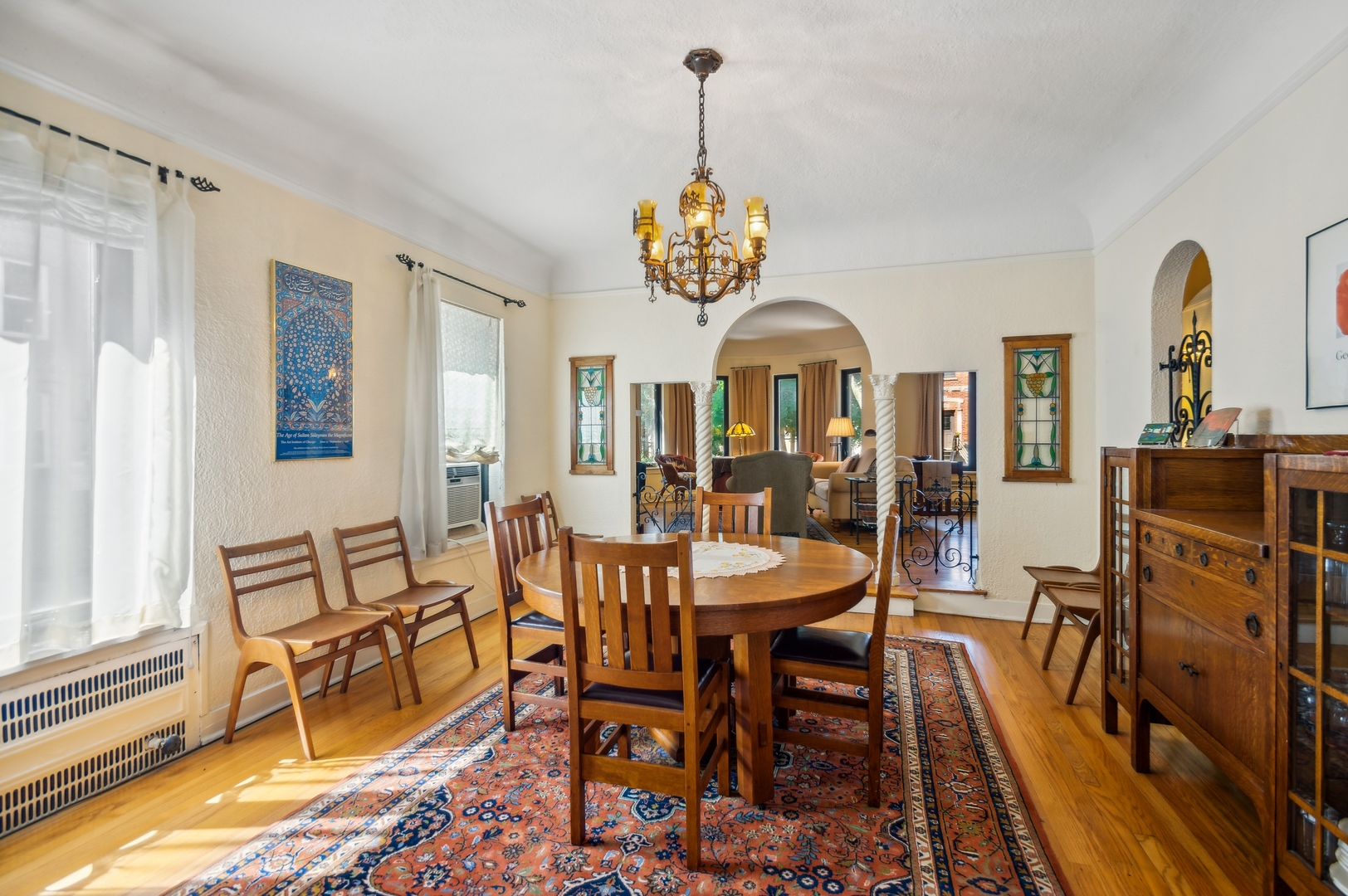 Chicago, Illinois 60645, United States, 3 Bedrooms Bedrooms, ,2 BathroomsBathrooms,Residential,Active,178255