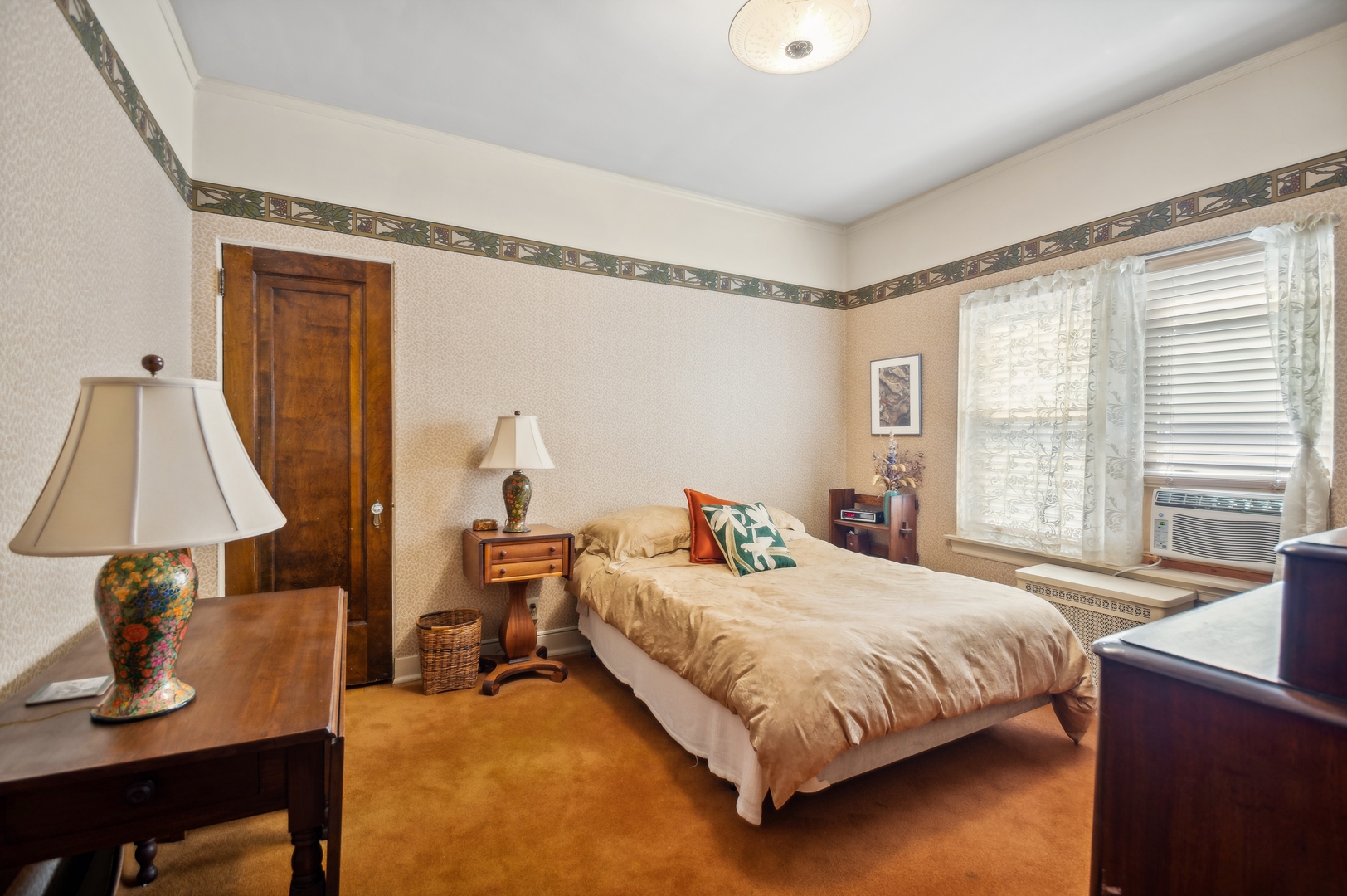 Chicago, Illinois 60645, United States, 3 Bedrooms Bedrooms, ,2 BathroomsBathrooms,Residential,Active,178255