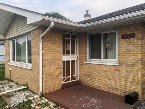 Tiny photo for 7153 W 72nd Street, Nottingham Park, IL 60638 (MLS # 12560909)