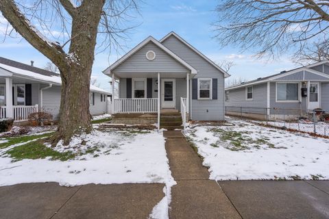 Tiny photo for 147 N Fulton Avenue, Bradley, IL 60915 (MLS # 12519671)