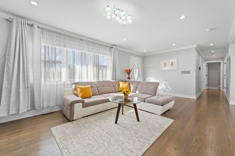 Tiny photo for 1211 Highland Drive, Prospect Heights, IL 60070 (MLS # 12574678)