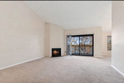 Tiny photo for 33 Shoreline Road #B, Lake Barrington, IL 60010 (MLS # 12611199)