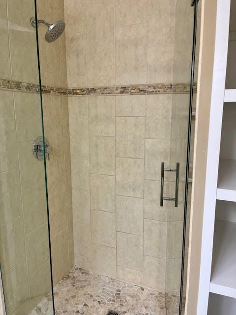 Tiny photo for 33 Shoreline Road #B, Lake Barrington, IL 60010 (MLS # 12611199)