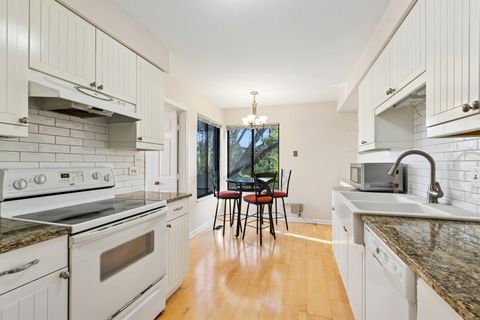 Tiny photo for 33 Shoreline Road #B, Lake Barrington, IL 60010 (MLS # 12611199)