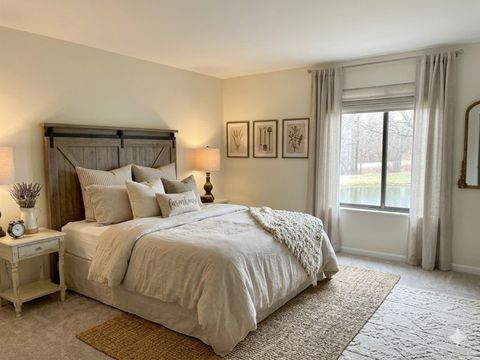 Tiny photo for 33 Shoreline Road #B, Lake Barrington, IL 60010 (MLS # 12611199)