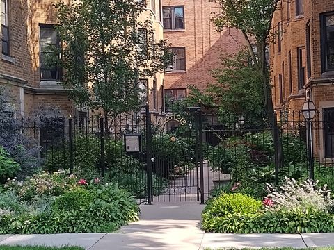 1216 W Jarvis Avenue G Chicago IL 60626