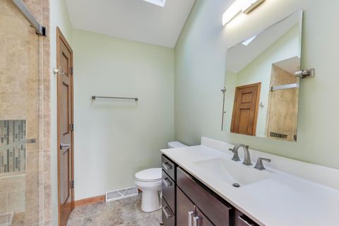 Tiny photo for 552 Irvington Court, Bartlett, IL 60103 (MLS # 12482619)