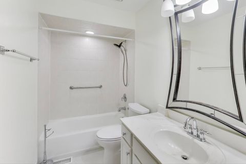 Tiny photo for 552 Irvington Court, Bartlett, IL 60103 (MLS # 12482619)