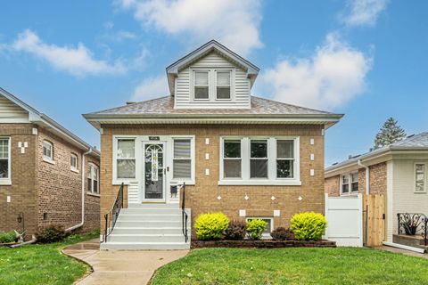 4526 N Mobile Avenue Chicago IL 60630
