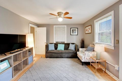 Tiny photo for 1028 Ashland Avenue, Evanston, IL 60202 (MLS # 12628166)