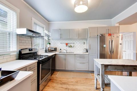 Tiny photo for 1028 Ashland Avenue, Evanston, IL 60202 (MLS # 12628166)