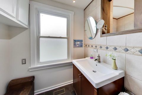 Tiny photo for 1028 Ashland Avenue, Evanston, IL 60202 (MLS # 12628166)