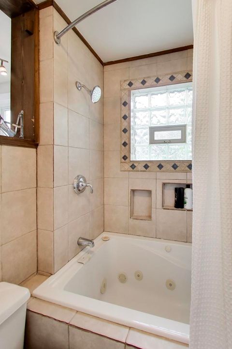 Tiny photo for 1028 Ashland Avenue, Evanston, IL 60202 (MLS # 12628166)