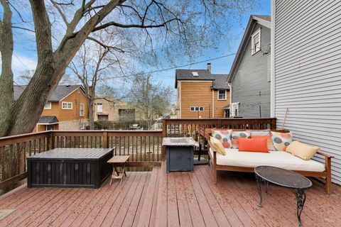 Tiny photo for 1028 Ashland Avenue, Evanston, IL 60202 (MLS # 12628166)