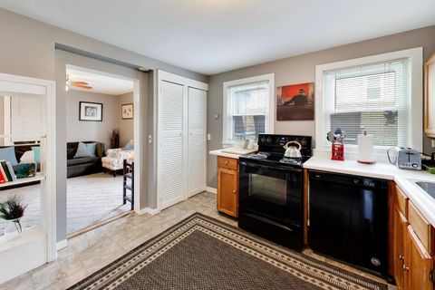 Tiny photo for 1028 Ashland Avenue, Evanston, IL 60202 (MLS # 12628166)