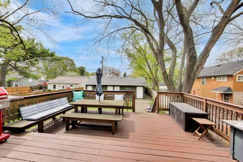 Tiny photo for 1028 Ashland Avenue, Evanston, IL 60202 (MLS # 12628166)