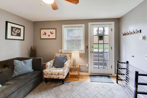 Tiny photo for 1028 Ashland Avenue, Evanston, IL 60202 (MLS # 12628166)