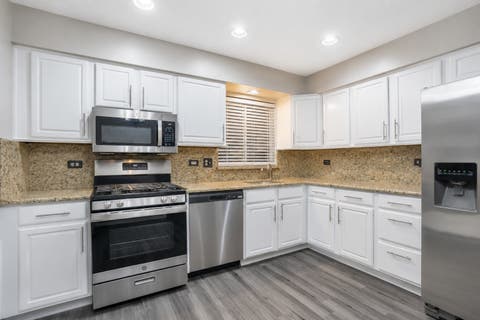 Tiny photo for 525 Arlington Lane, South Elgin, IL 60177 (MLS # 12723229)