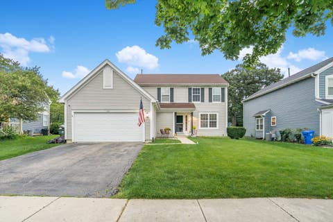 Photo of 525 Arlington Lane, South Elgin, IL 60177 (MLS # 12723229)