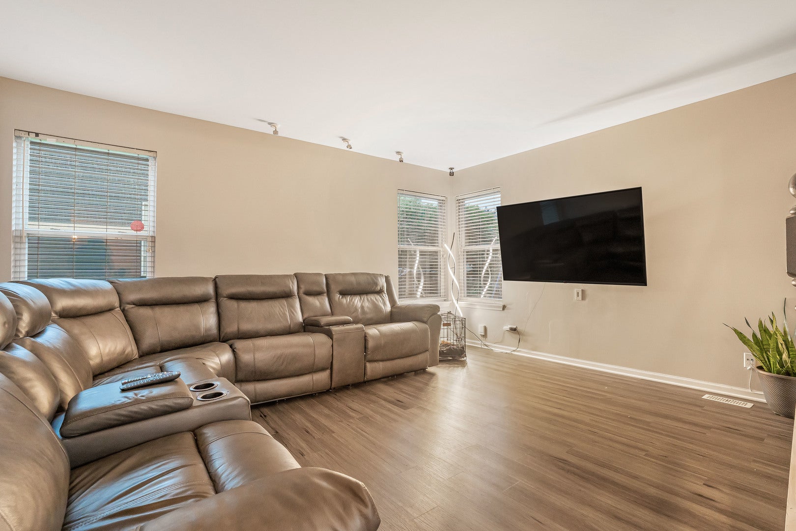 525 Arlington Lane