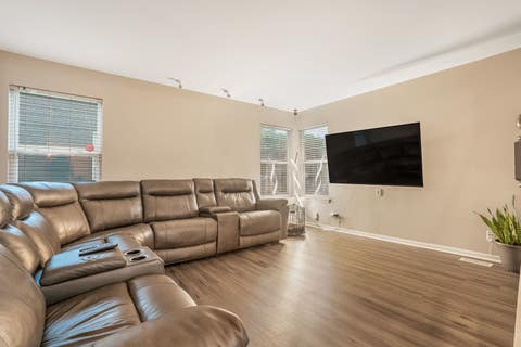 Tiny photo for 525 Arlington Lane, South Elgin, IL 60177 (MLS # 12723229)