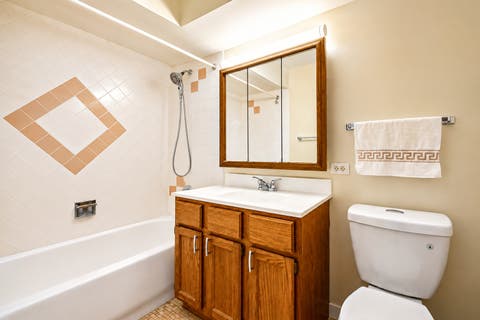 Tiny photo for 5447 W Lawrence Avenue #203, Chicago, IL 60630 (MLS # 12722050)