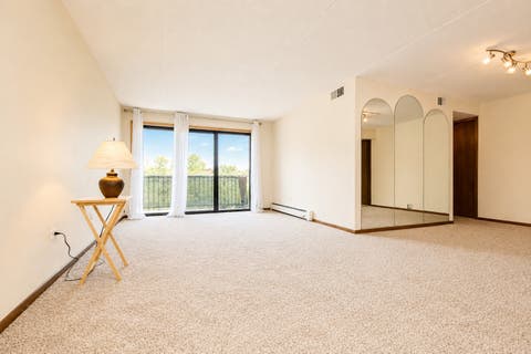 Tiny photo for 5447 W Lawrence Avenue #203, Chicago, IL 60630 (MLS # 12722050)