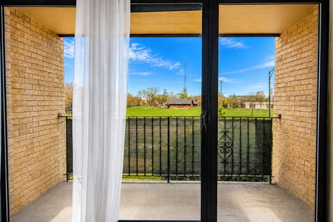Tiny photo for 5447 W Lawrence Avenue #203, Chicago, IL 60630 (MLS # 12722050)