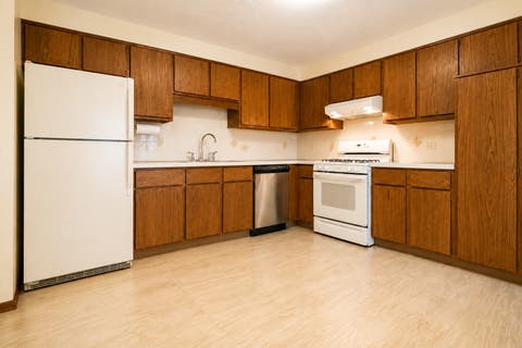 Tiny photo for 5447 W Lawrence Avenue #203, Chicago, IL 60630 (MLS # 12722050)