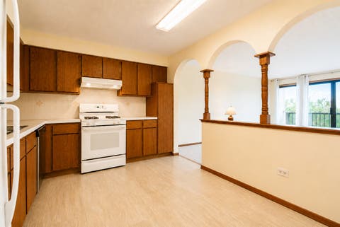 Tiny photo for 5447 W Lawrence Avenue #203, Chicago, IL 60630 (MLS # 12722050)